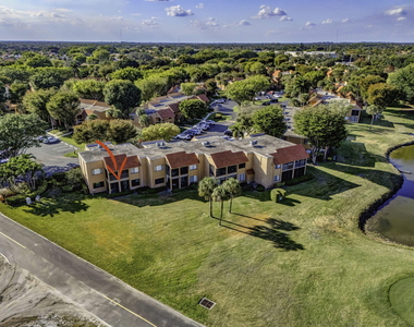 11282 Green Lake Drive - Photo Thumbnail 12