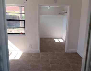 618 58th Street - Photo Thumbnail 6