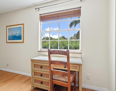 15629 95th Avenue N - Photo Thumbnail 6