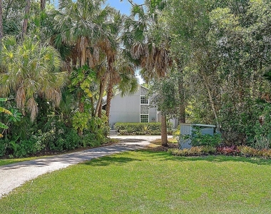 15629 95th Avenue N - Photo Thumbnail 13