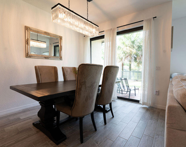 8217 Cadre Noir Road - Photo Thumbnail 3