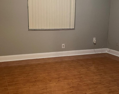 379 Sw 34th Terrace - Photo Thumbnail 17