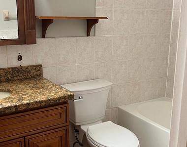 379 Sw 34th Terrace - Photo Thumbnail 1