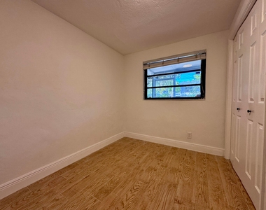 2390 Sw 18th Avenue - Photo Thumbnail 19