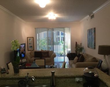 3102 Renaissance Way - Photo Thumbnail 3