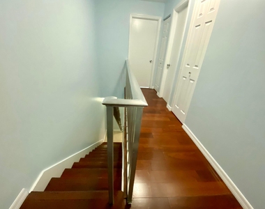 139 Sparrow Drive - Photo Thumbnail 8