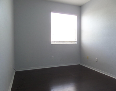 14007 Sw 49th Street - Photo Thumbnail 16