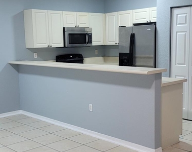 14007 Sw 49th Street - Photo Thumbnail 6