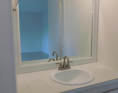 640 Se 2nd Avenue - Photo Thumbnail 11