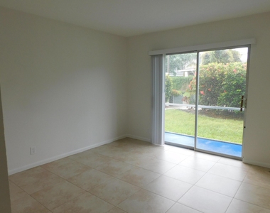 640 Se 2nd Avenue - Photo Thumbnail 8