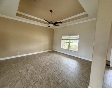 4417 Sw Baturro Street - Photo Thumbnail 5