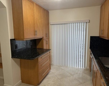 9818 Nickels Boulevard - Photo Thumbnail 10
