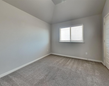 273 Cisco Trail - Photo Thumbnail 9