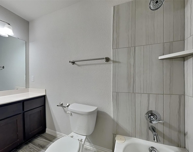 273 Cisco Trail - Photo Thumbnail 17