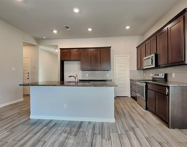 273 Cisco Trail - Photo Thumbnail 1