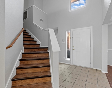 813 Jockey Club Lane - Photo Thumbnail 1