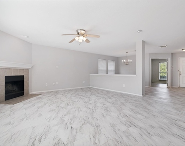 1012 Valera Road - Photo Thumbnail 2
