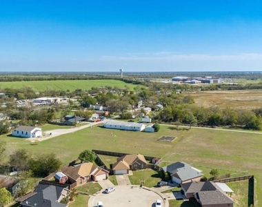 2210 Kaitlyn Circle - Photo Thumbnail 25