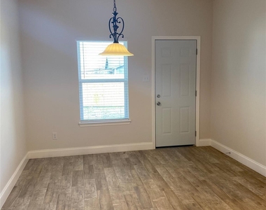 2202 Jones Street - Photo Thumbnail 13