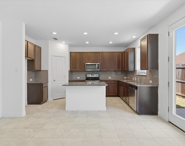 10236 Fox Springs Drive - Photo Thumbnail 9