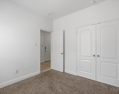 10236 Fox Springs Drive - Photo Thumbnail 23