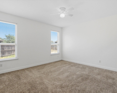 10236 Fox Springs Drive - Photo Thumbnail 13