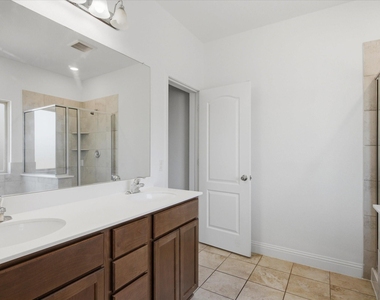 10236 Fox Springs Drive - Photo Thumbnail 17