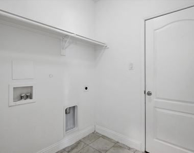 10236 Fox Springs Drive - Photo Thumbnail 27