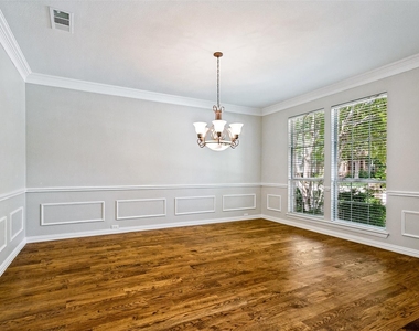 2208 Scenic Drive - Photo Thumbnail 5