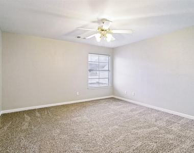 2208 Scenic Drive - Photo Thumbnail 28