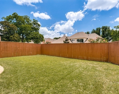 2208 Scenic Drive - Photo Thumbnail 34