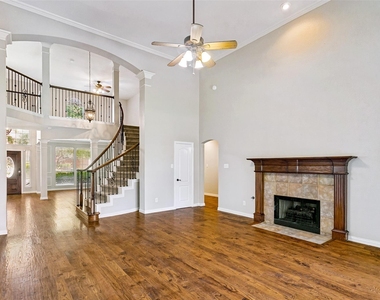 2208 Scenic Drive - Photo Thumbnail 9