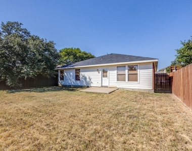 1561 Knottingham Drive - Photo Thumbnail 27