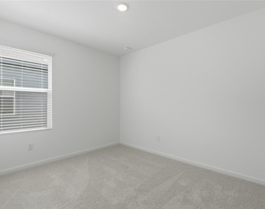 801 Wagtail Drive - Photo Thumbnail 15
