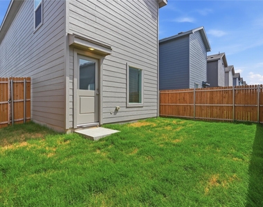 801 Wagtail Drive - Photo Thumbnail 17
