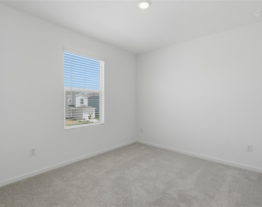 801 Wagtail Drive - Photo Thumbnail 12