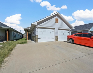 607 E Carter Street - Photo Thumbnail 19