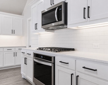 2913 Sunnyside Drive - Photo Thumbnail 7