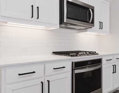 2913 Sunnyside Drive - Photo Thumbnail 9