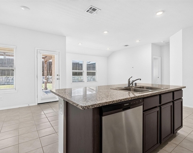 1111 Meadow Side Drive - Photo Thumbnail 4