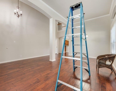4613 Pine Brook Drive - Photo Thumbnail 4