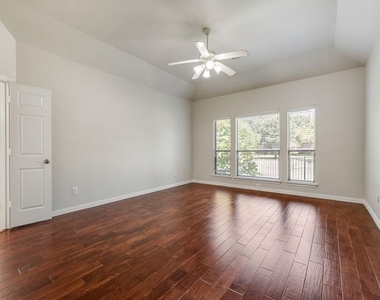 4613 Pine Brook Drive - Photo Thumbnail 8