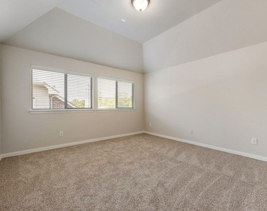 4613 Pine Brook Drive - Photo Thumbnail 17