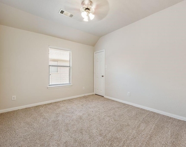4613 Pine Brook Drive - Photo Thumbnail 15