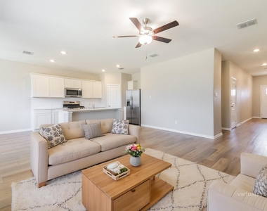 2324 O Keefe Drive - Photo Thumbnail 5