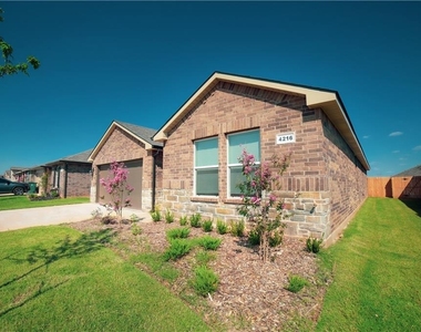 4216 Sw Moonlight Road - Photo Thumbnail 1