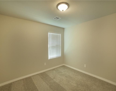 4216 Sw Moonlight Road - Photo Thumbnail 7