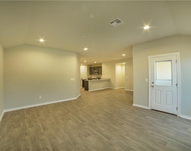 4216 Sw Moonlight Road - Photo Thumbnail 14