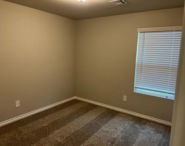 4216 Sw Moonlight Road - Photo Thumbnail 18