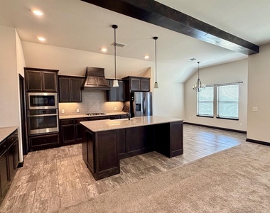 10432 Nw 33rd Street - Photo Thumbnail 6